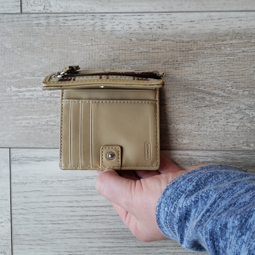 Wallet, Coach - Picture 3 of 4